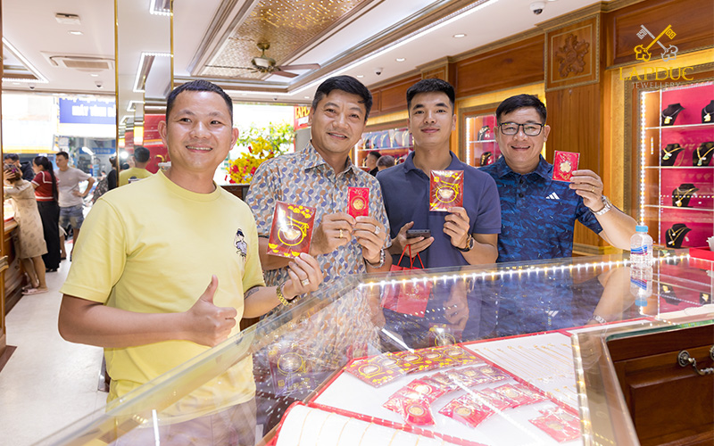 Rộn ràng Ngày Vía Thần Tài tại Lập Đức Jewellery: Trao lộc đầu xuân, gửi trọn thịnh vượng 2