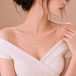 Mặt Dây Chuyền Vàng 610 Hoa 6c Tấm Giọt Màu Nhị 1 Hột M058249