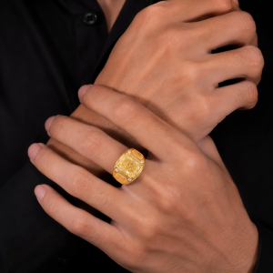 nhẫn nam v&agrave;ng 18K