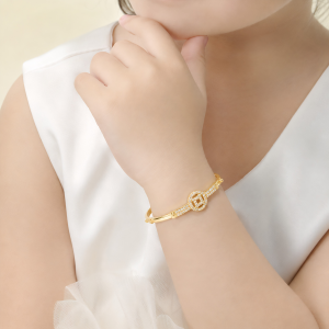 Vòng Tay Vàng 18K Lucky V049086