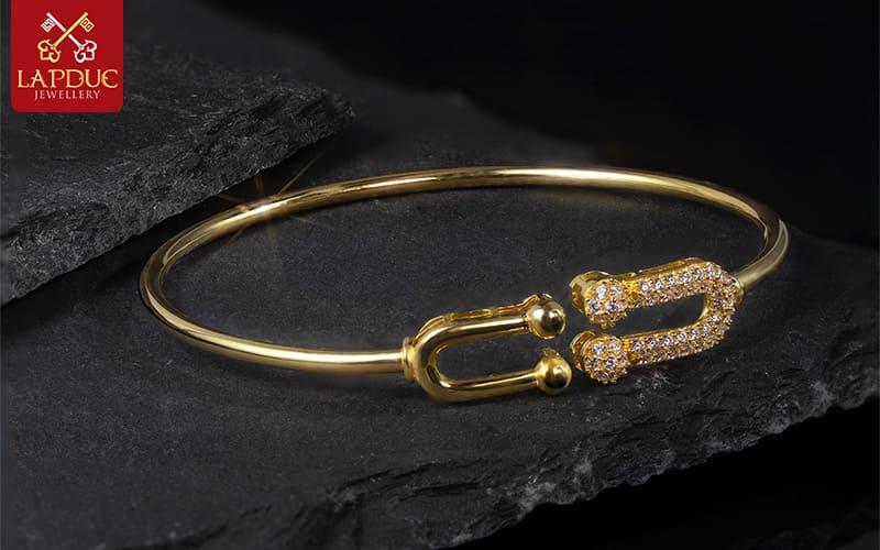 V&ograve;ng tay v&agrave;ng 18K