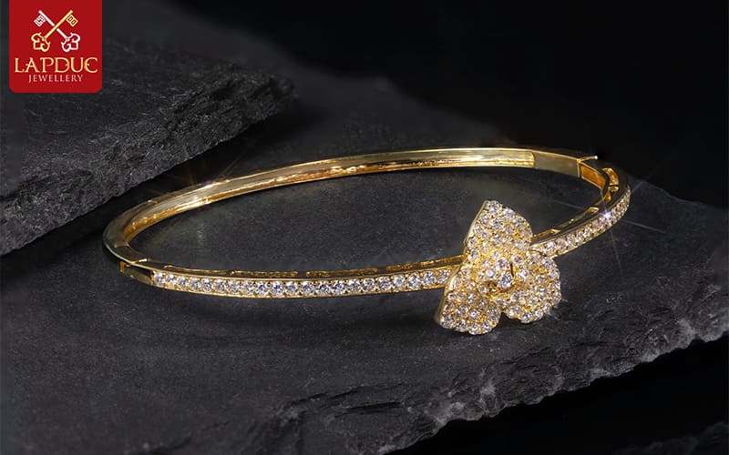 V&ograve;ng tay v&agrave;ng 18K